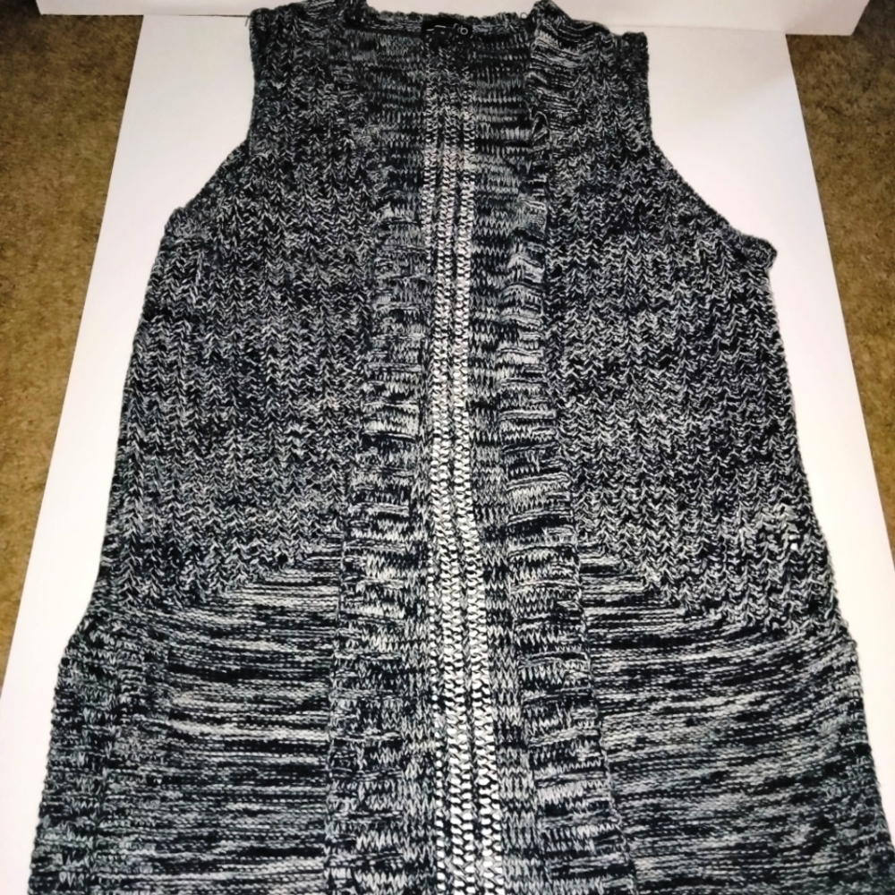 RXB (Size M) Navy & White Open Knit Sweater Cardigan Vest